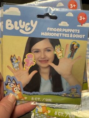 Bluey finger puppet party favors